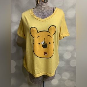 Japan Disney Store‎ release of Winnie the Pooh pajama top size L or CN165/92A